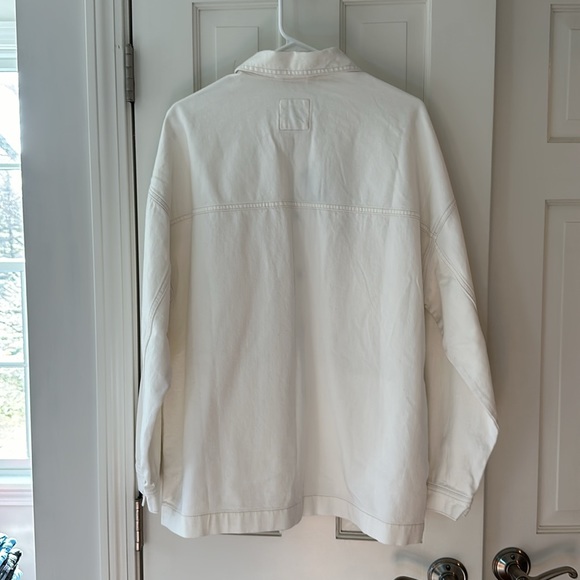 NWT GAP Oversized Denim Shirt/Jacket - Size L - White - Picture 5 of 5